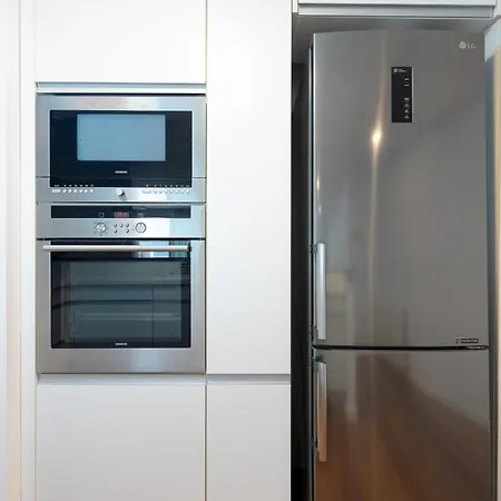 Apartup Colon Attic Center Valence