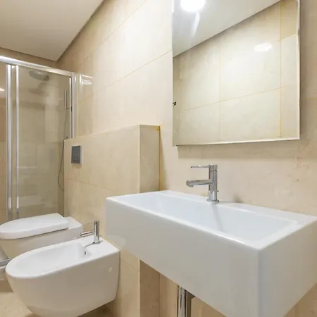 Appartement Apartup Colon Attic Center *